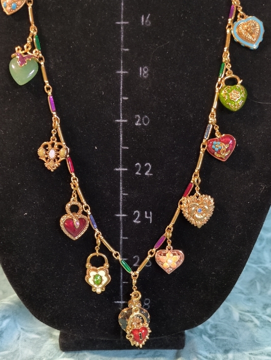 Vintage Joan Rivers Heart Charm Necklace and Earrings Set - Picture 4 of 11